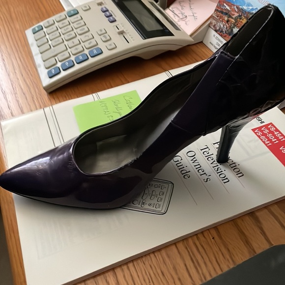 Messed up my back can’t wear them anymore - Picture 7 of 11